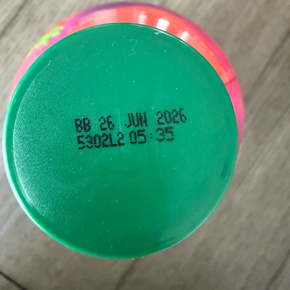 Starbucks Refreshers Concentrate - Picture 2 of 4